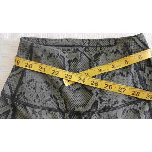 Varley, let's Go Super High Legging‎ in Olive Snake XS - Picture 5 of 7
